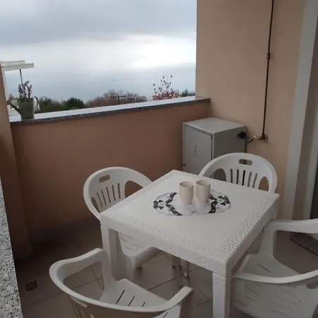 Baricevic Apartamento *